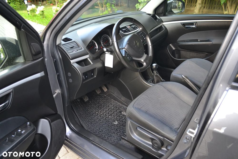 Suzuki Swift 1.2 4x4 Club - 9
