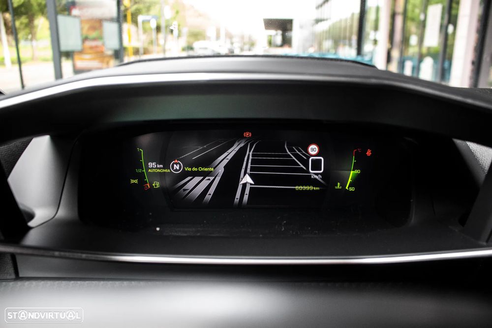 Peugeot 208 1.2 PureTech GT - 17