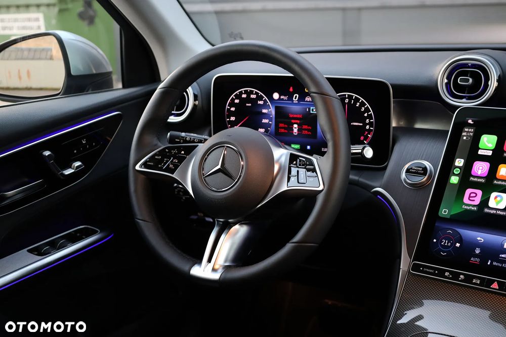 Mercedes-Benz GLC 300 e 4-Matic Avantgarde - 32