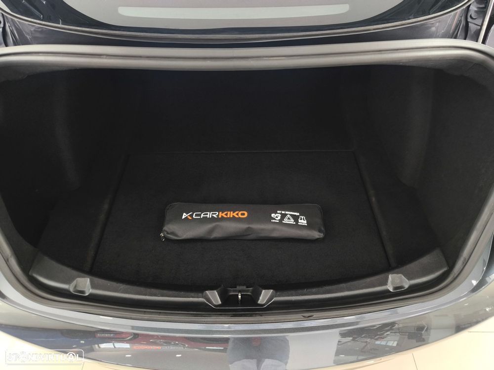 Tesla Model 3 Long-Range Dual Motor AWD - 22