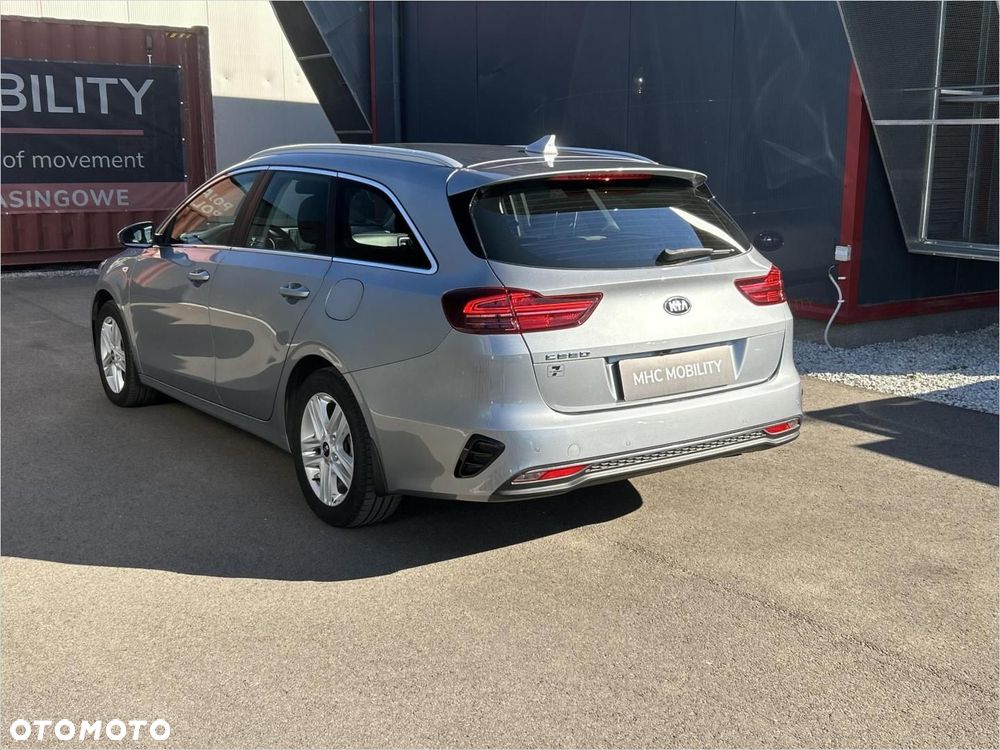 Kia Ceed 1.5 T-GDI M DCT - 13