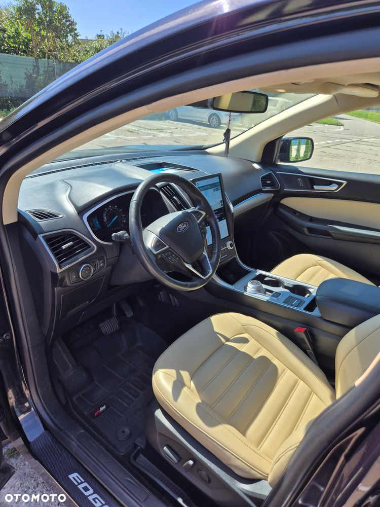 Ford Edge - 5