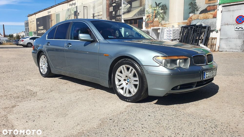 BMW Seria 7 735i - 29