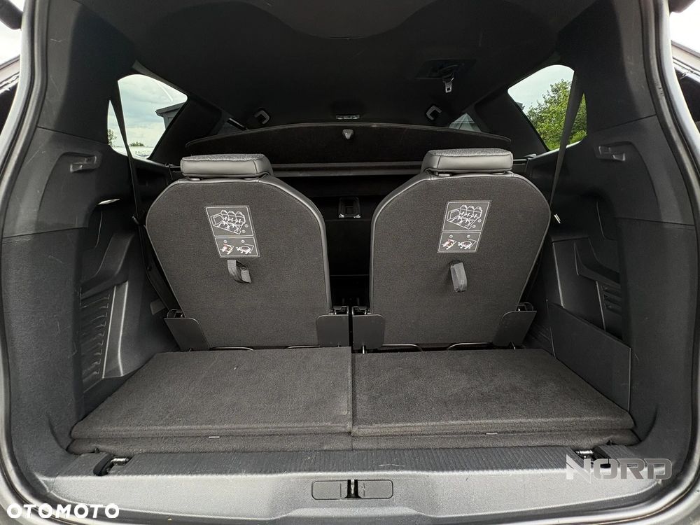 Peugeot 5008 THP 165 EAT6 Allure - 23
