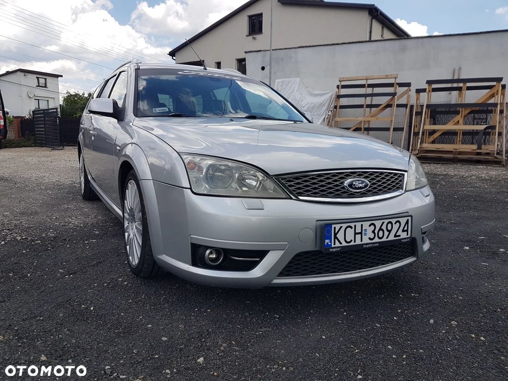 Ford Mondeo 3.0 V6 ST 220 - 2