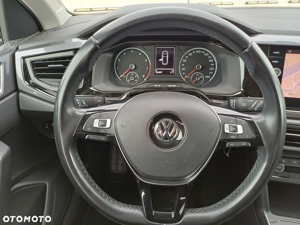 Volkswagen Polo 1.0 IQ.DRIVE - 24