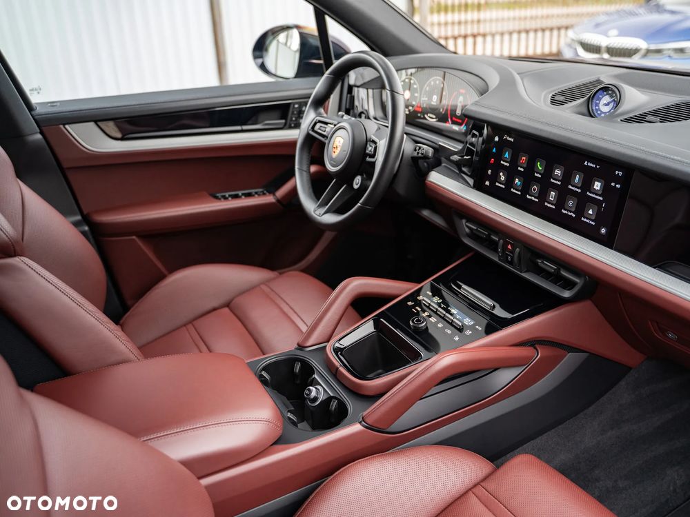 Porsche Cayenne - 17