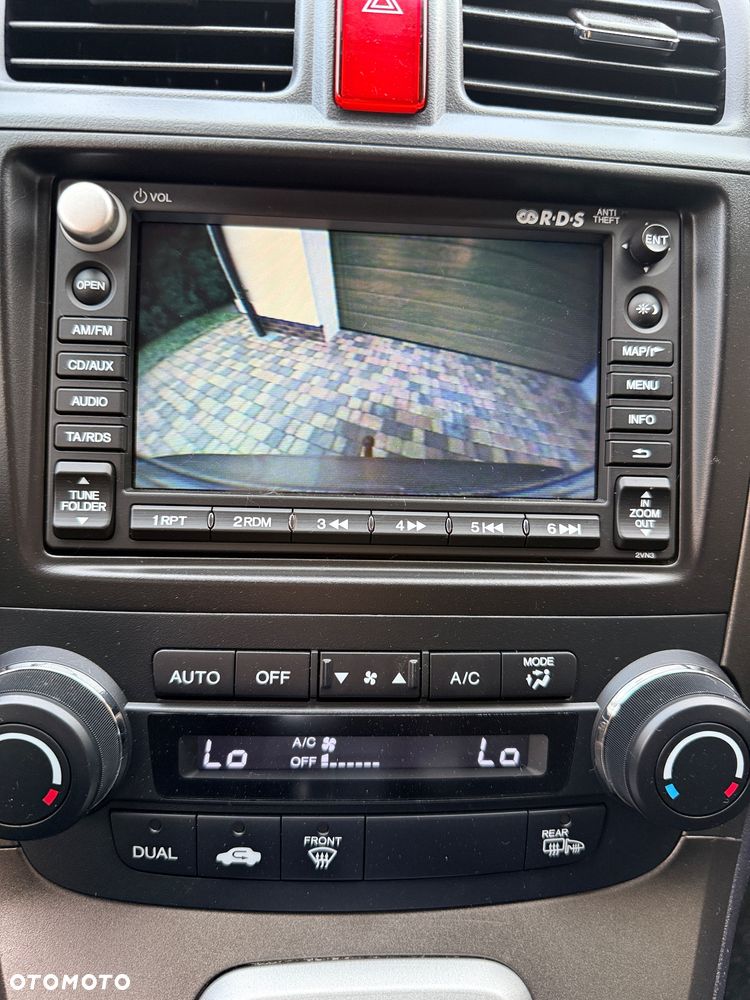 Honda CR-V 2.0i-VTEC Automatik Executive 50 Jahre Edition - 24