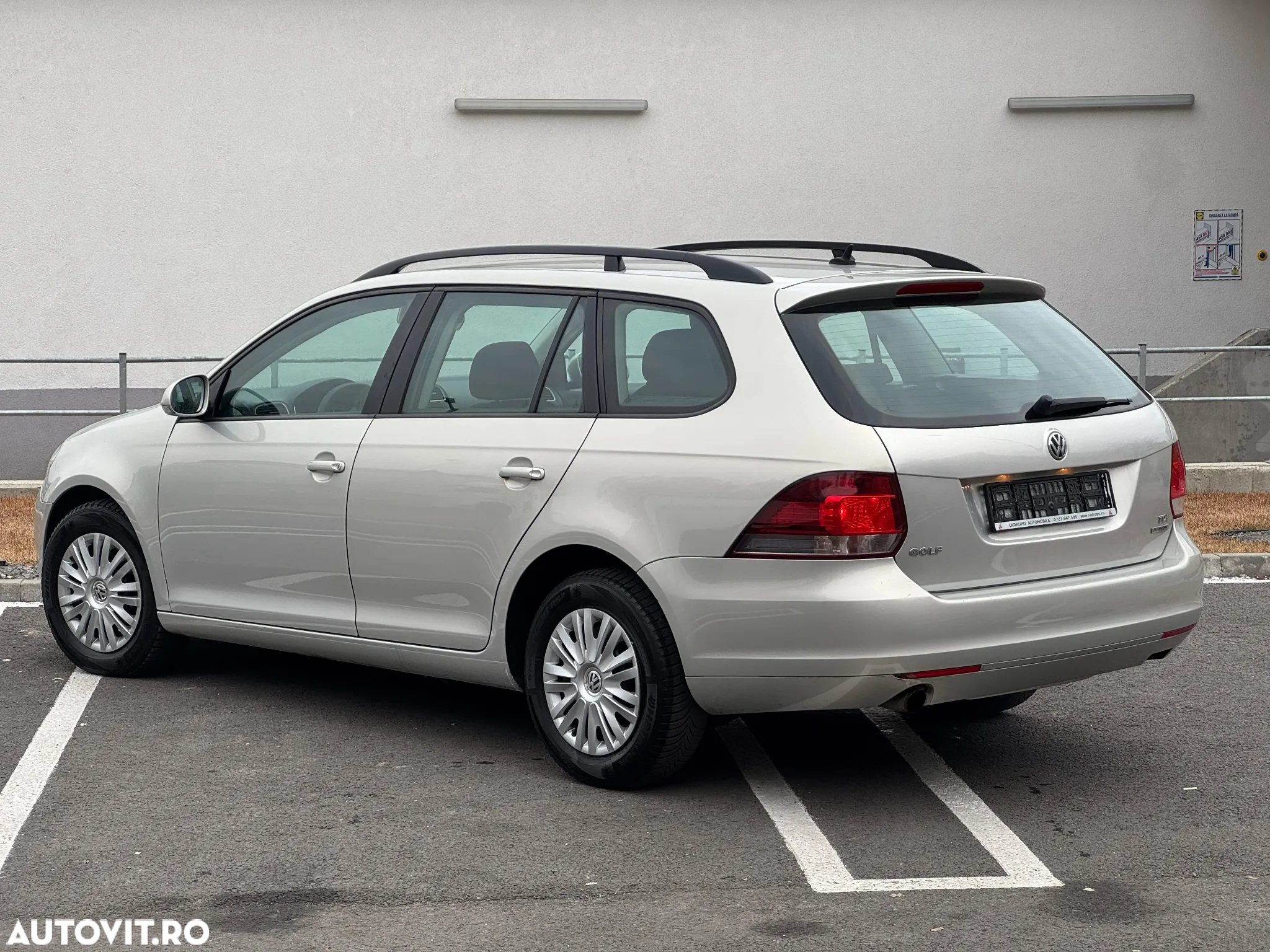 Volkswagen Golf 1.6 TDI DPF BMT Trendline - 5
