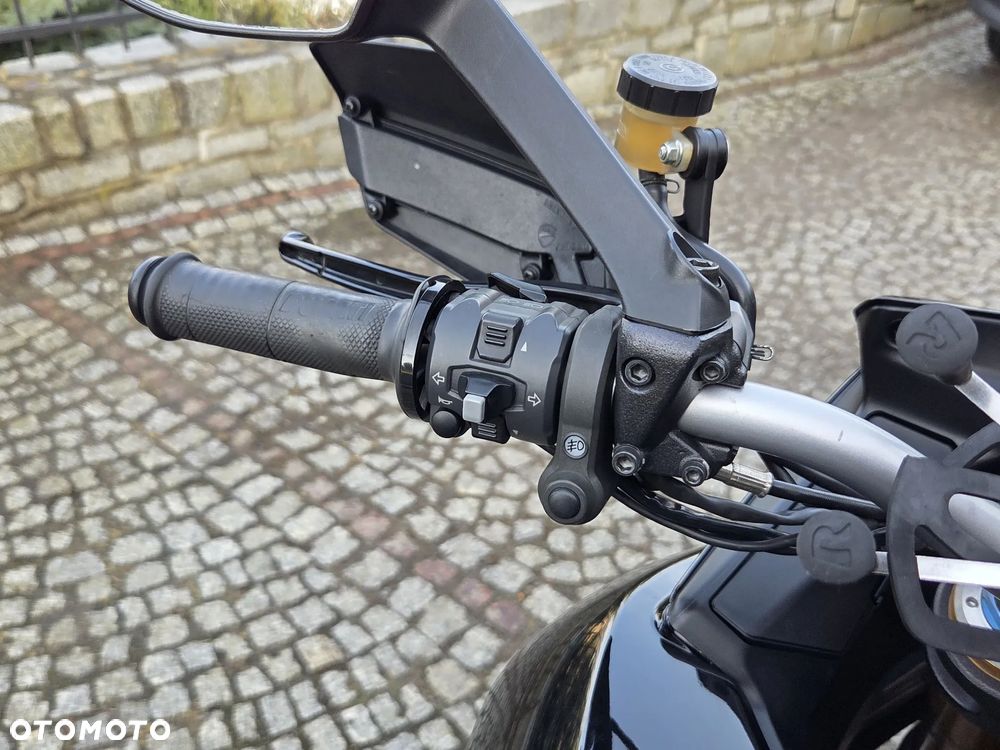 Ducati Multistrada - 20