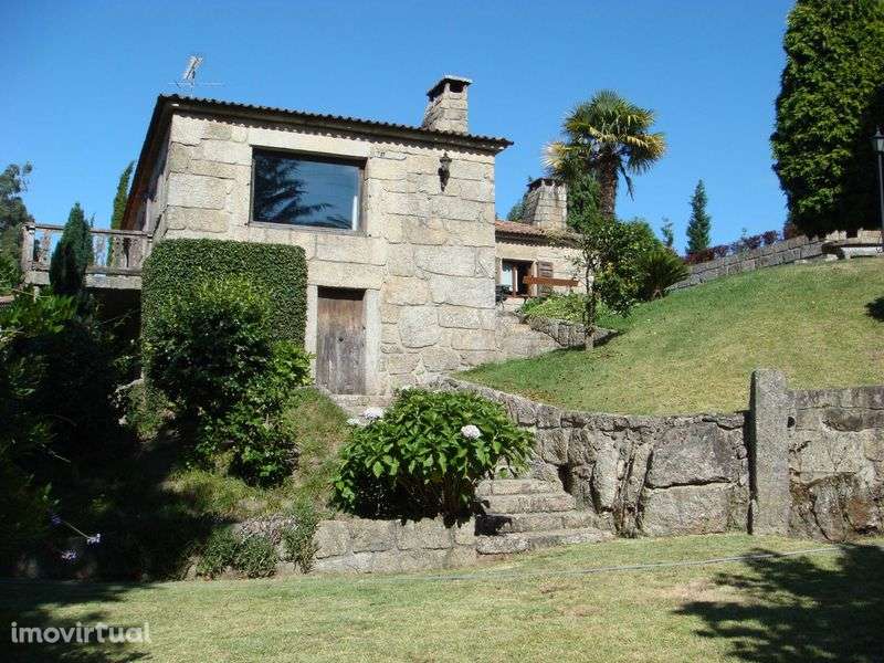 Propriedade junto ao rio Cávado em Barcelinhos, Barcelos - Grande imagem: 3/9