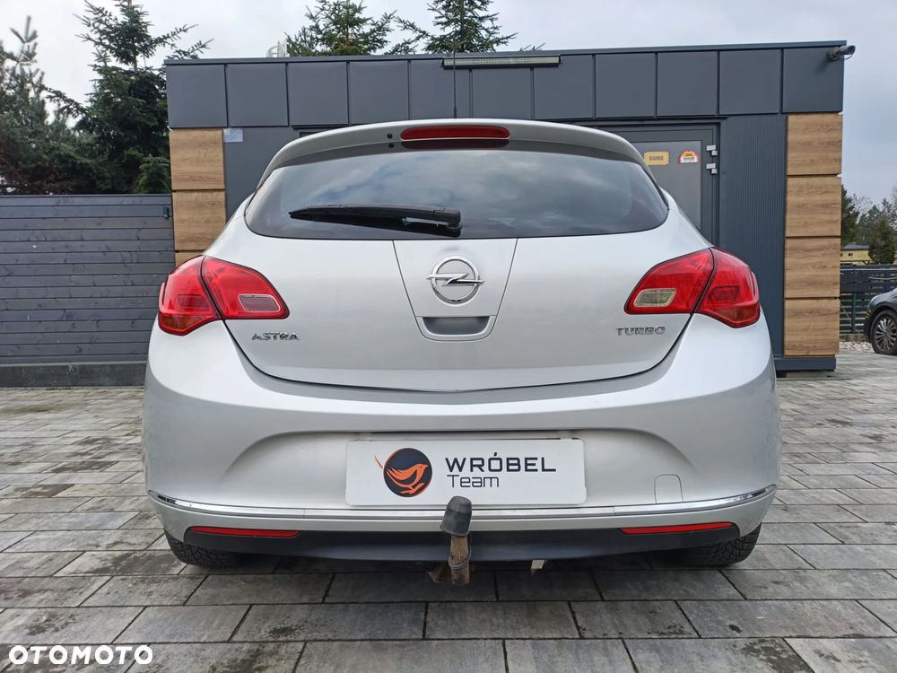 Opel Astra 1.4 Turbo - 8