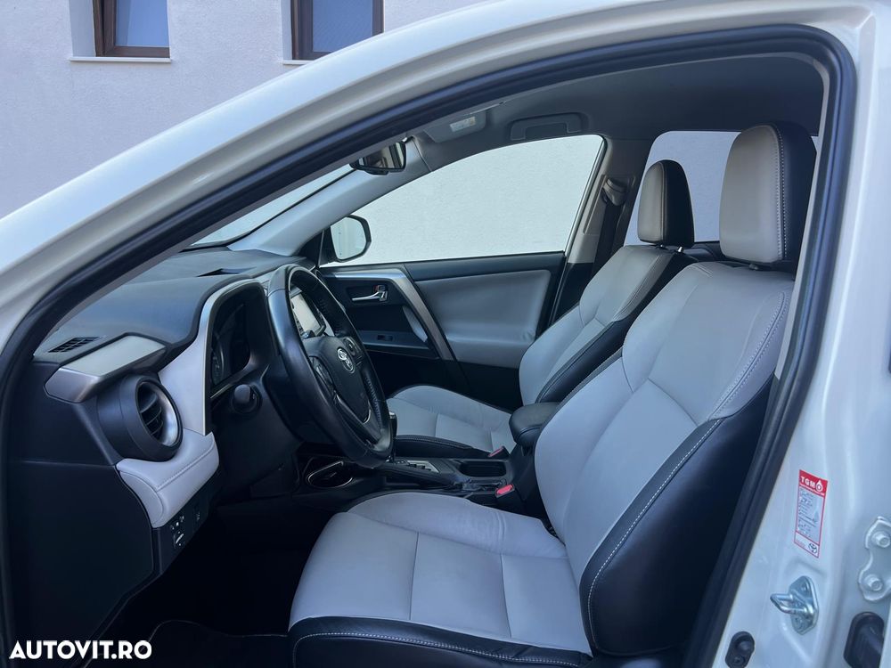 Toyota RAV4 2.5 4x2 Executive - 12