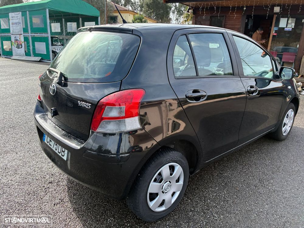Toyota Yaris 1.0 VVT-i - 5