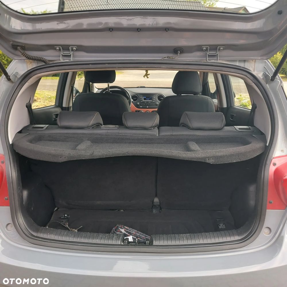 Hyundai i10 1.0 GO+ - 12