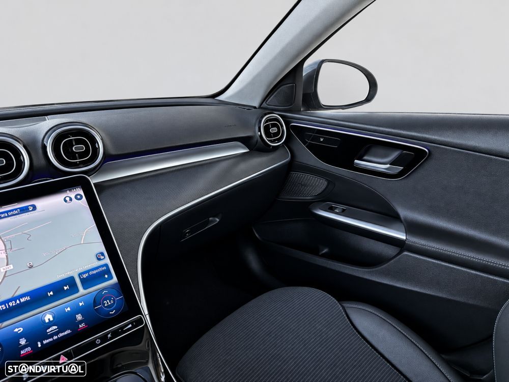 Mercedes-Benz C 300 e T 9G-TRONIC Avantgarde - 22