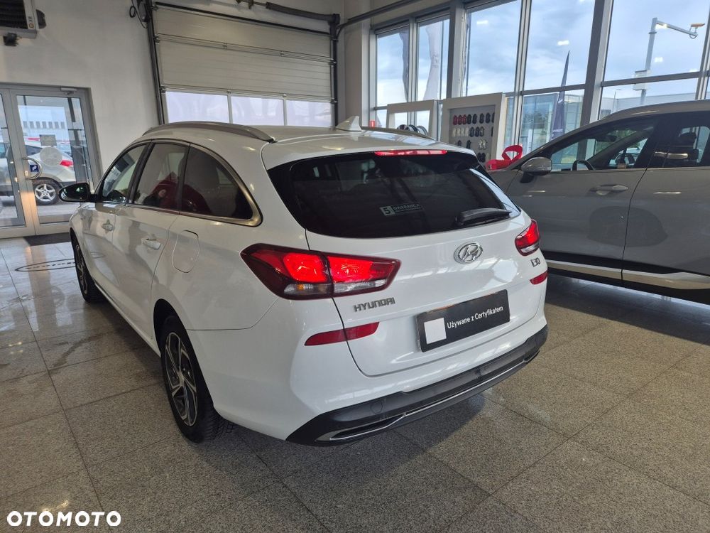 Hyundai i30 1.5 T-GDI 48V-Hybrid DCT Prime - 16