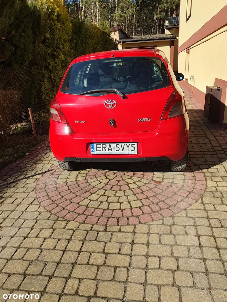 Toyota Yaris 1.3 Sol - 5