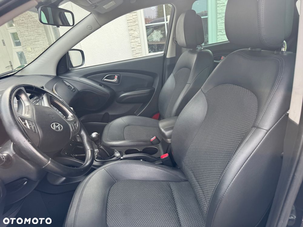 Hyundai ix35 - 11
