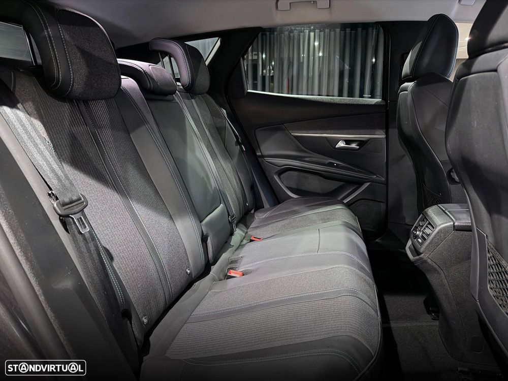 Peugeot 3008 1.6 Hybrid Allure e-EAT8 - 39