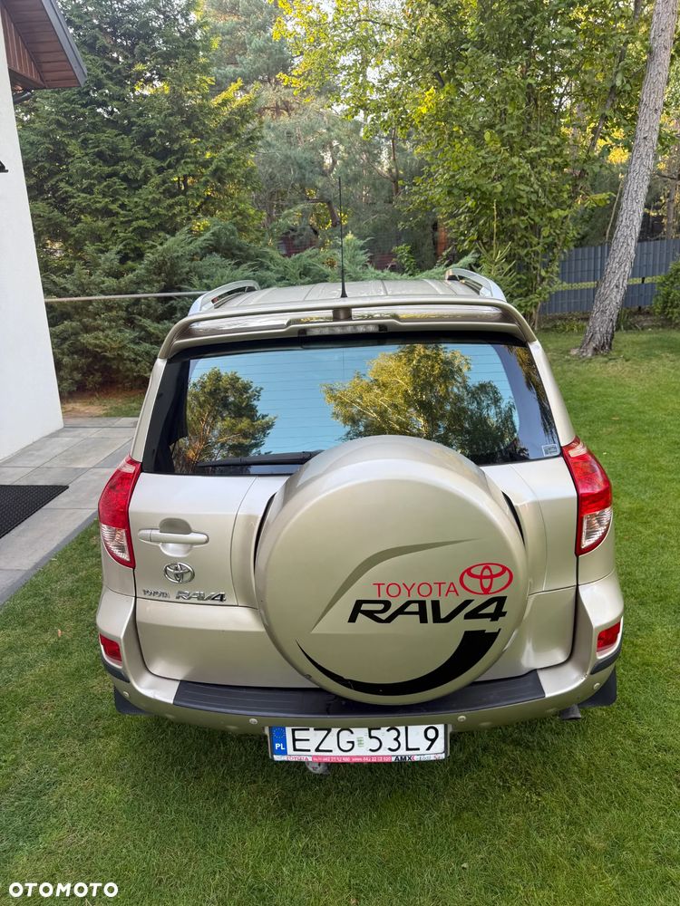 Toyota RAV4 2.2 D-4D Prestige - 6