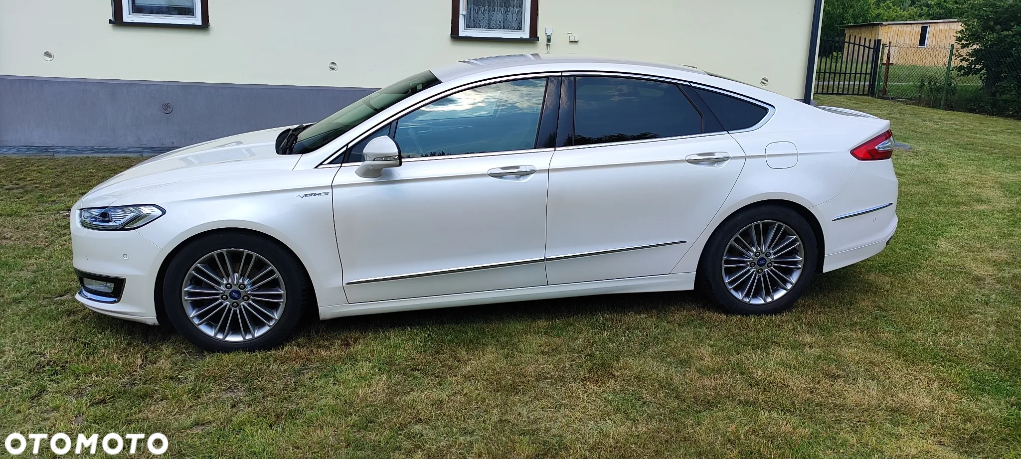 Ford Mondeo Vignale 2.0 TDCi - 14