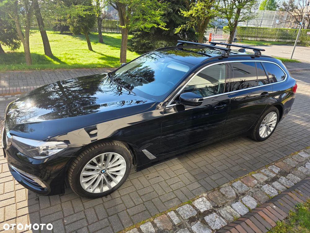 BMW Seria 5 520e Luxury Line - 1
