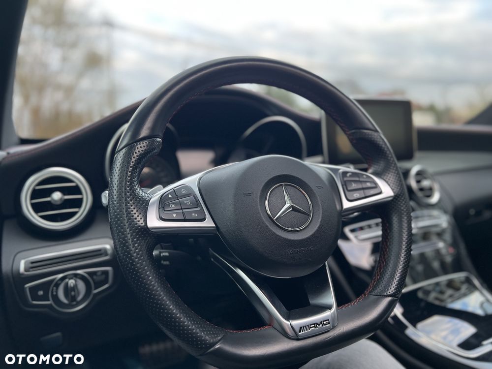 Mercedes-Benz Klasa C AMG 43 4-Matic - 27