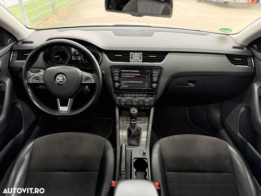 Skoda Octavia Combi 2.0 TDI 4x4 DSG Scout - 6
