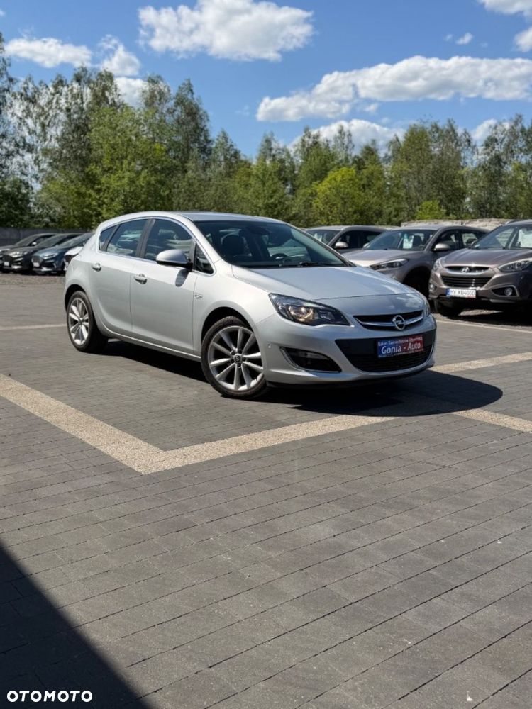 Opel Astra - 2