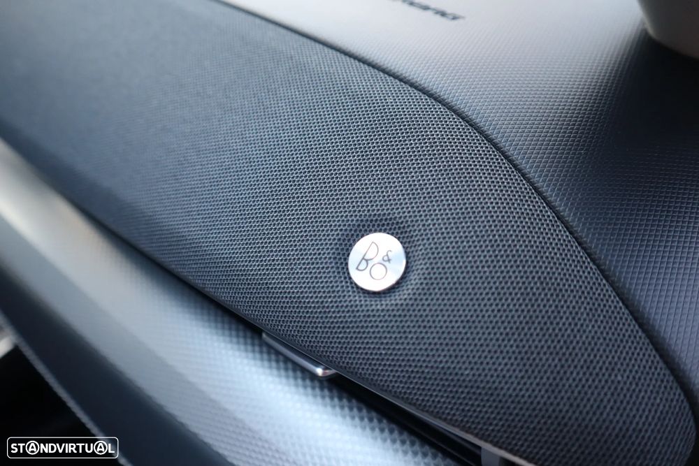 Ford Mustang Mach-E Standard - 26