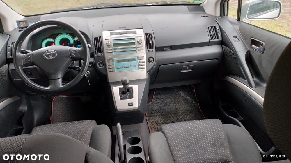 Toyota Corolla Verso 1.8 Premium + 7os MM - 12