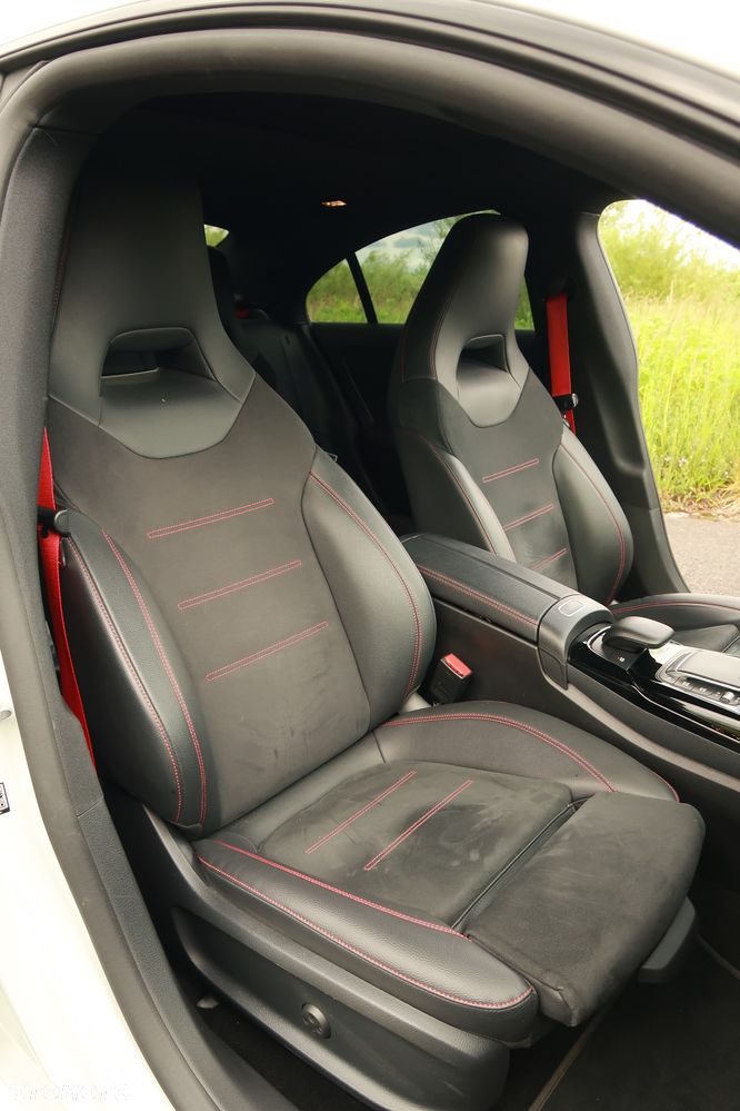 Mercedes-Benz CLA AMG 45 S 4-Matic+ 8G-DCT - 14