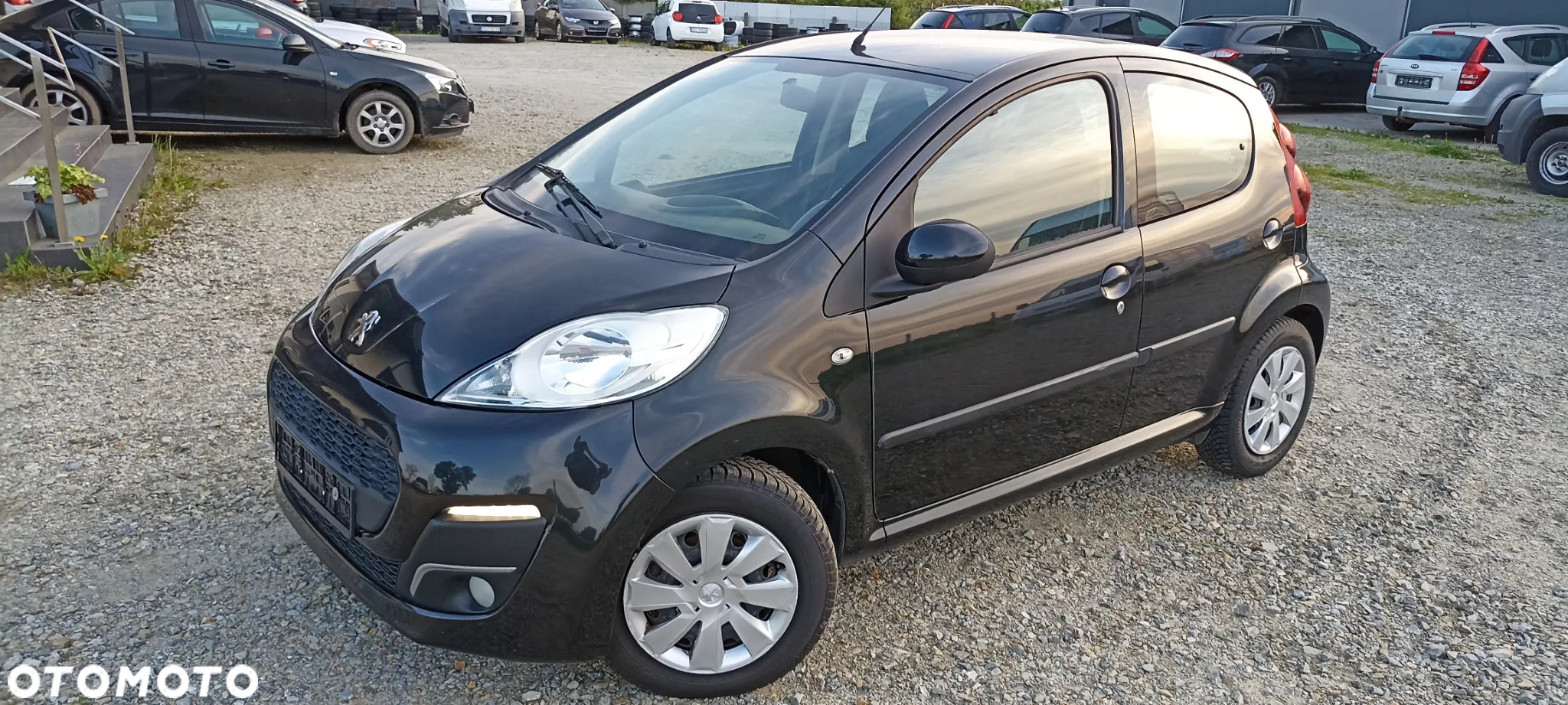 Peugeot 107 1.0 Happy - 8