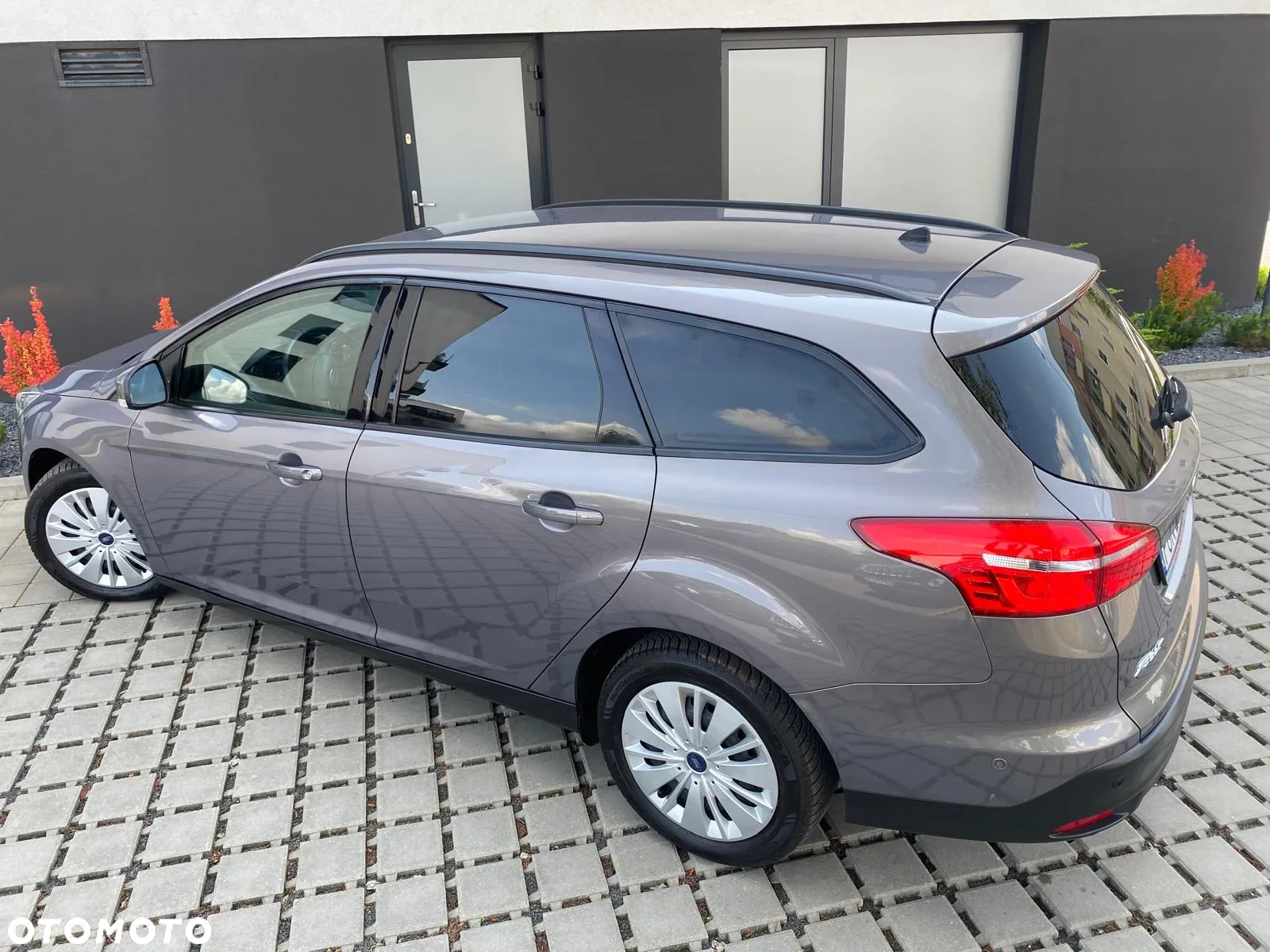 Ford Focus 1.0 EcoBoost Titanium ASS - 9