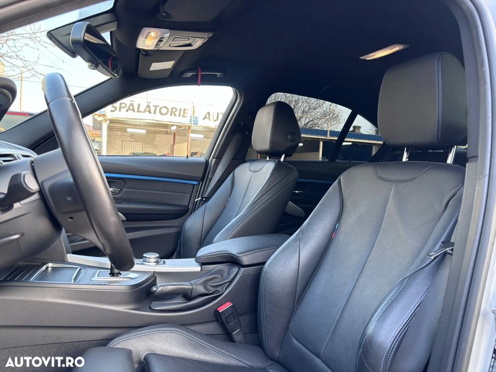 BMW Seria 3 320i Aut. M Sport - 17