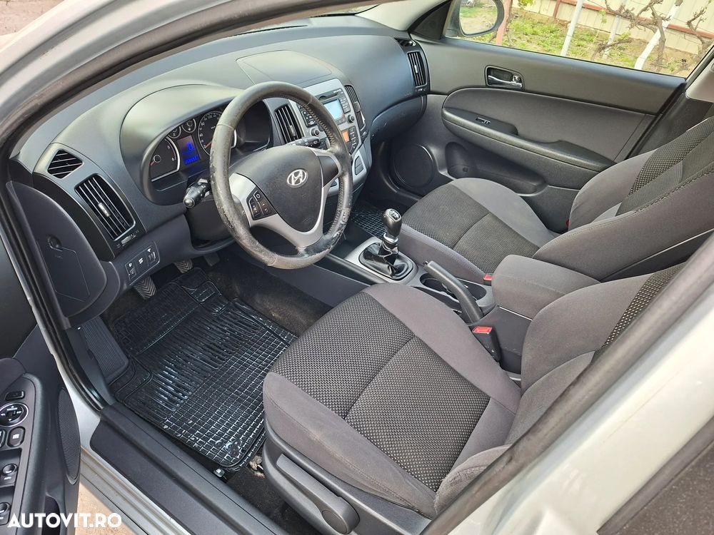 Hyundai i30 1.6 CRDI Comfort - 5
