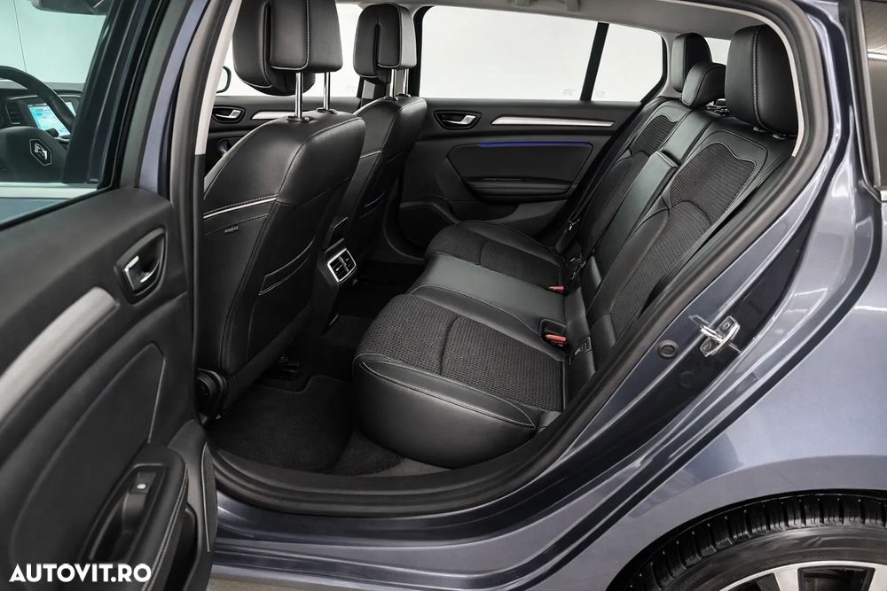 Renault Megane ENERGY TCe 130 BOSE EDITION - 4