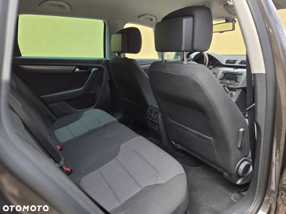 Volkswagen Passat 2.0 TDI 4Mot Comfortline - 15