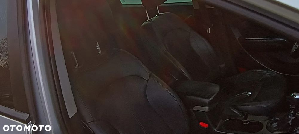 Hyundai ix35 1.7 CRDi Premium 2WD - 12