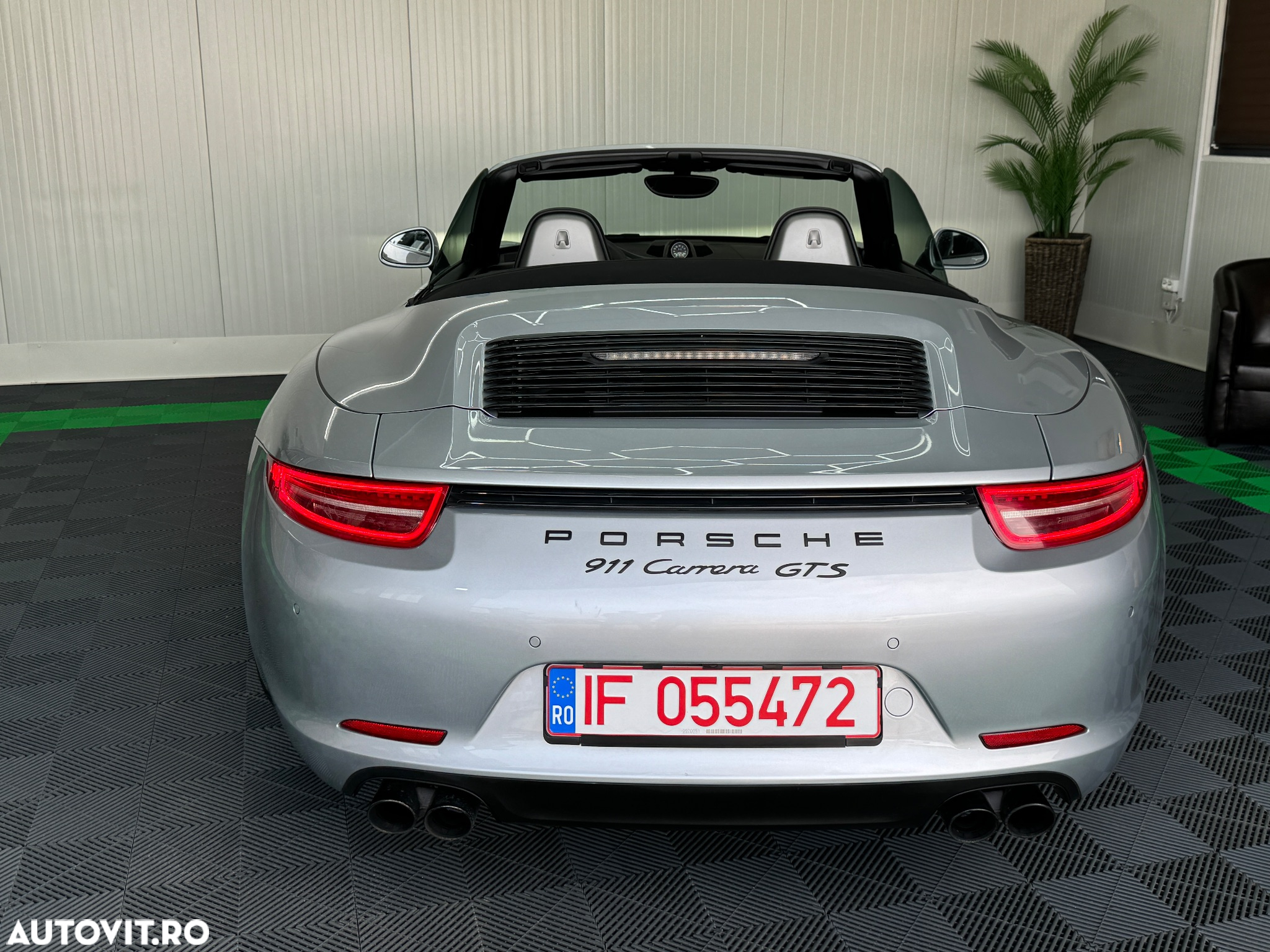 Porsche 911 Carrera GTS Cabriolet PDK - 8