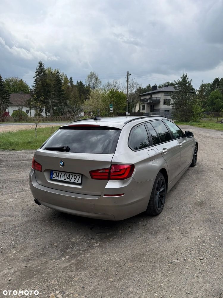 BMW Seria 5 520d - 4