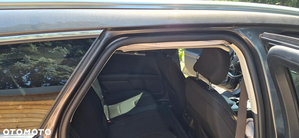 Ford Mondeo 2.0 Hybrid Titanium - 22
