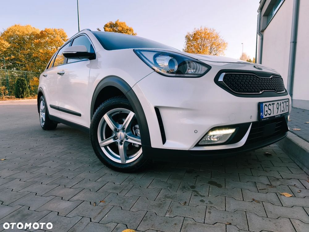Kia Niro 1.6 GDI Hybrid L - 6