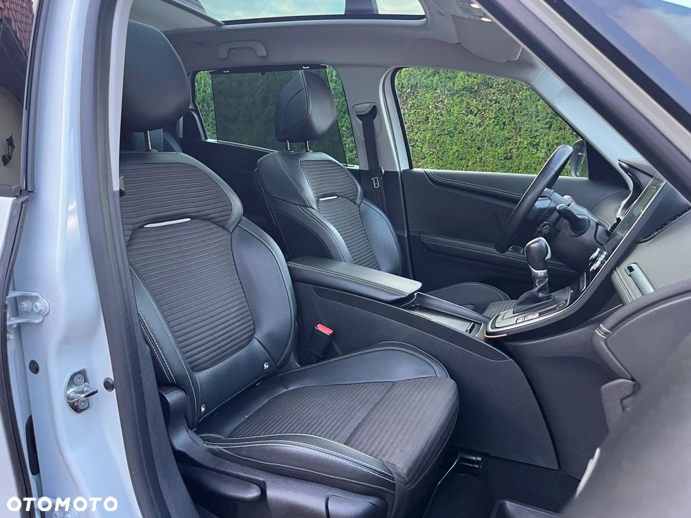 Renault Grand Scenic - 20