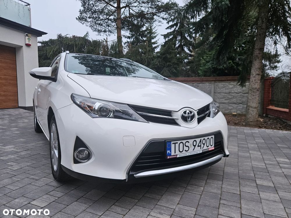 Toyota Auris - 38