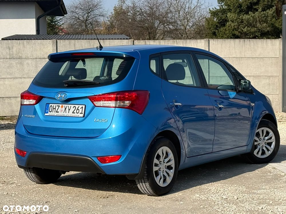 Hyundai ix20 1.4 blue Passion - 12