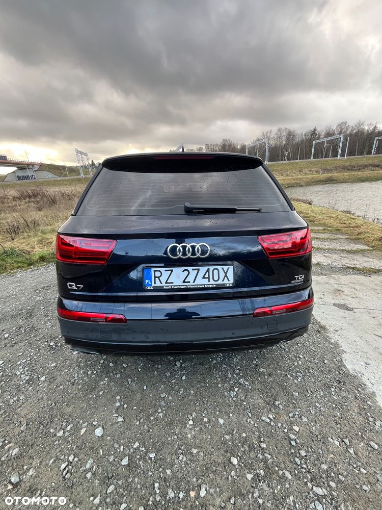 Audi Q7 3.0 TDI Quattro Tiptronic - 5