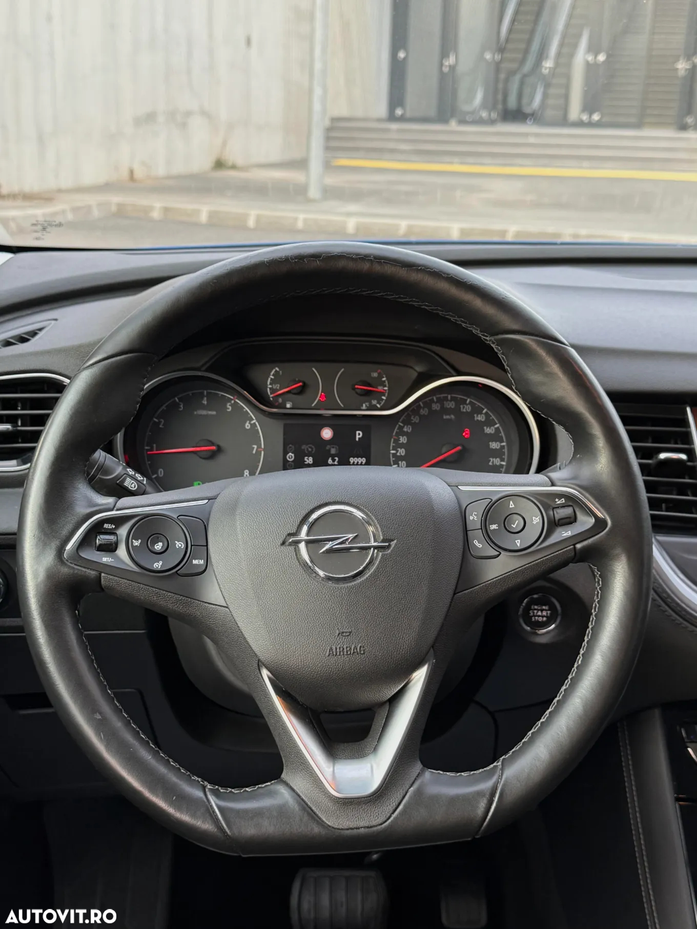 Opel Grandland X 2.0 START/STOP Aut. Ultimate - 8