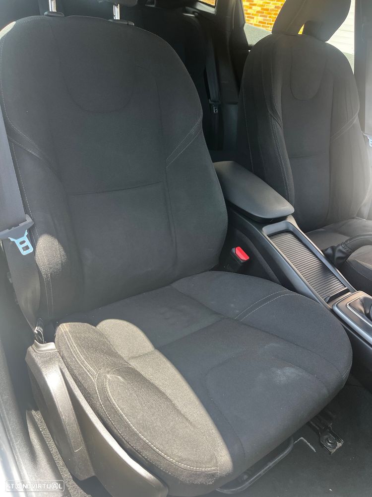 Volvo V40 1.6 D2 R-Design Momentum - 13